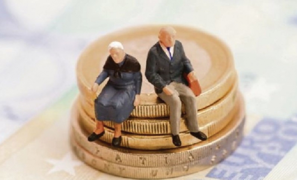 Pensii mai mari cu 400 lei. Ce categorie de pensionari vor primi mărirea