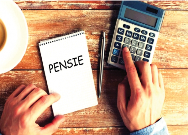 Se schimbă vârsta de pensionare pentru femei